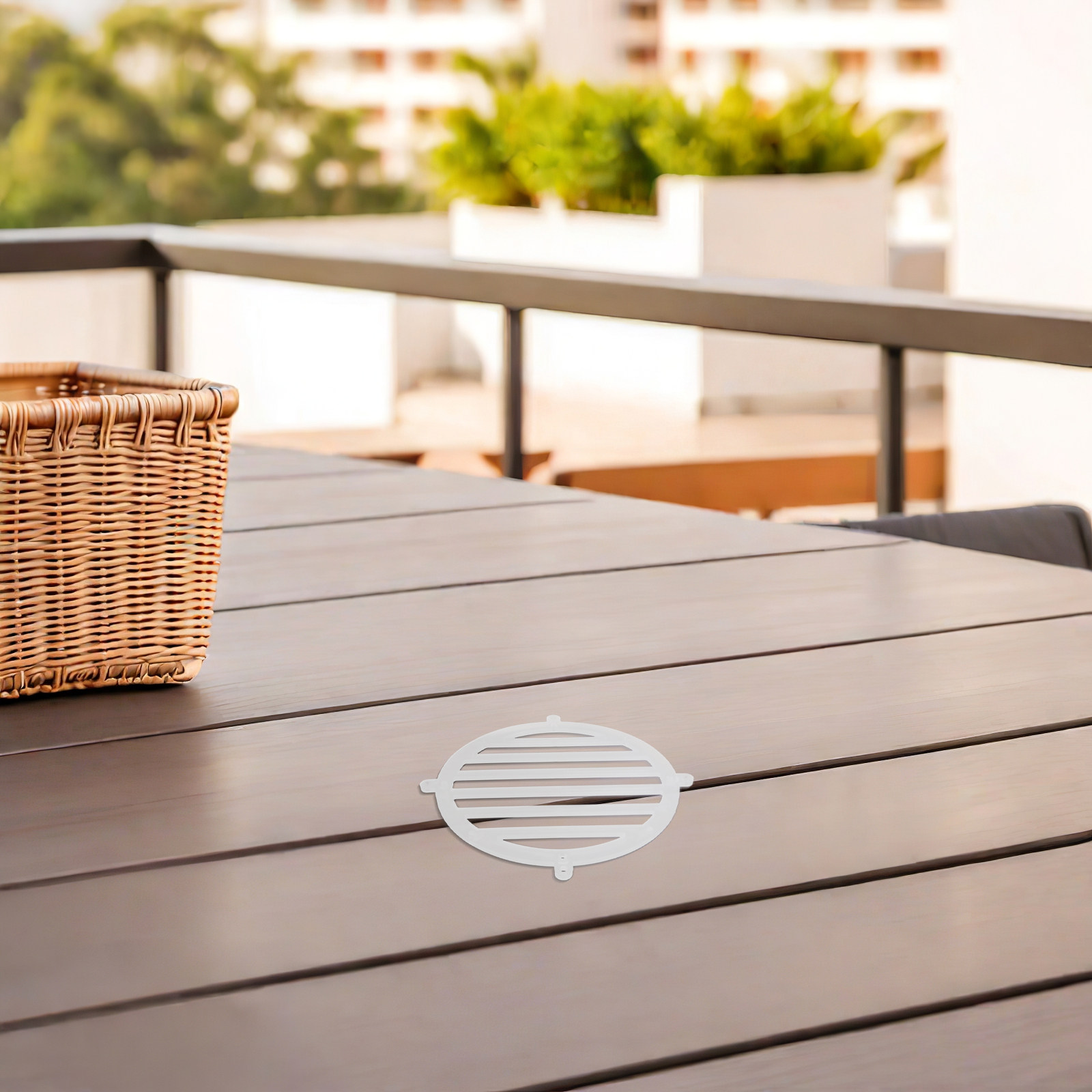 قطعتان من لوحات تثبيت نباتات ا - مراجعة Vertical Planter وسعره
